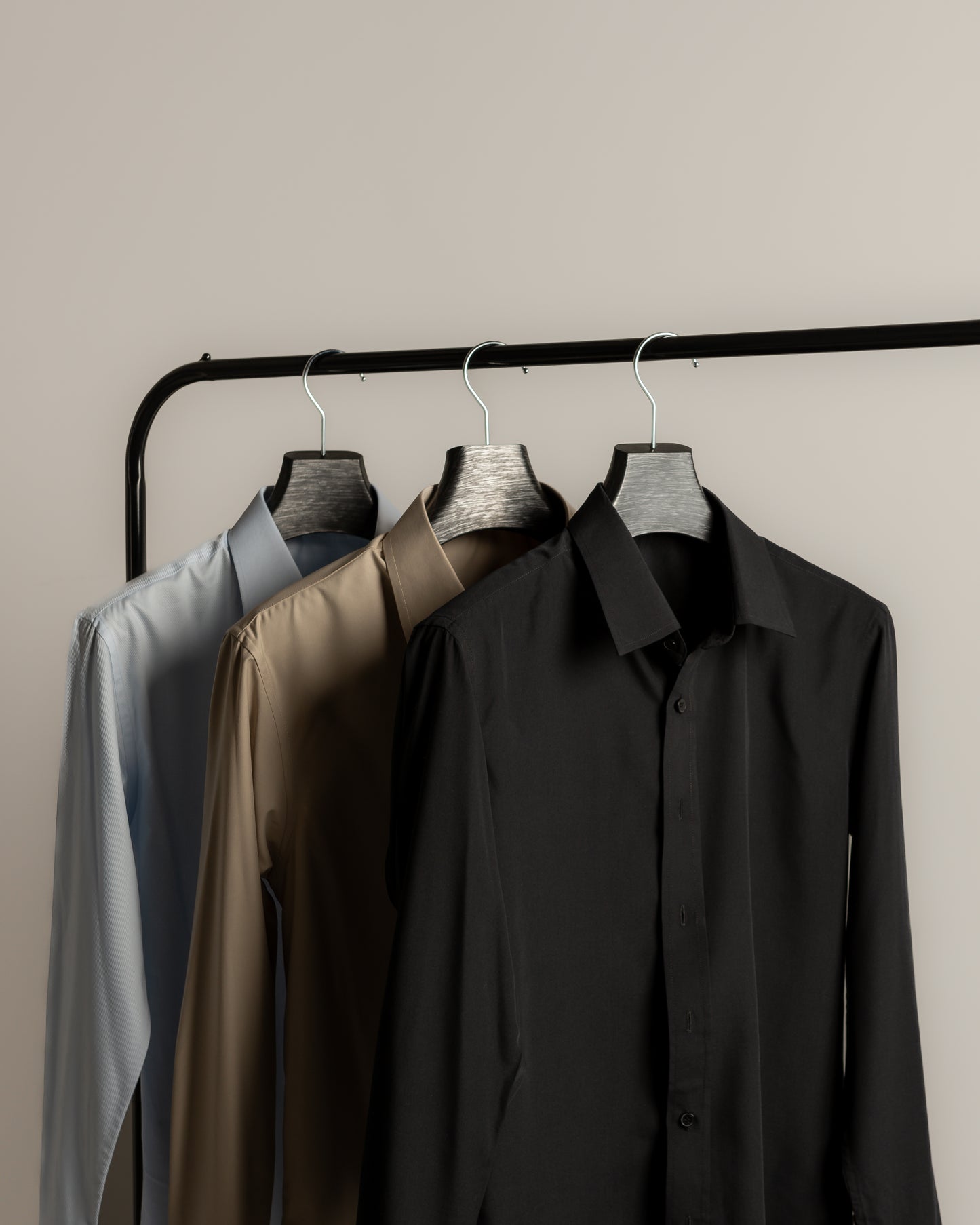 shirt-on-rack-black-nineteen95