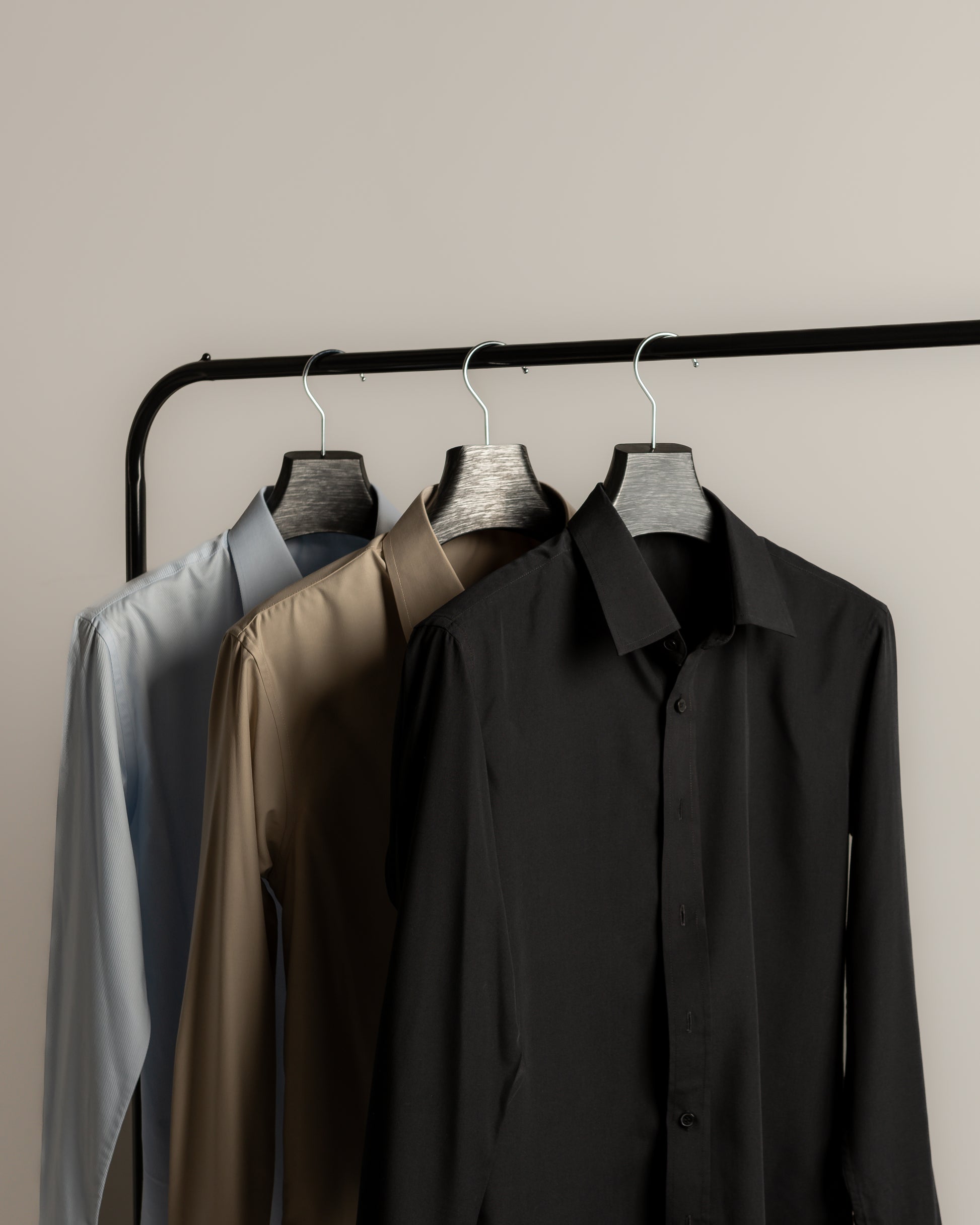 shirt-on-rack-black-nineteen95